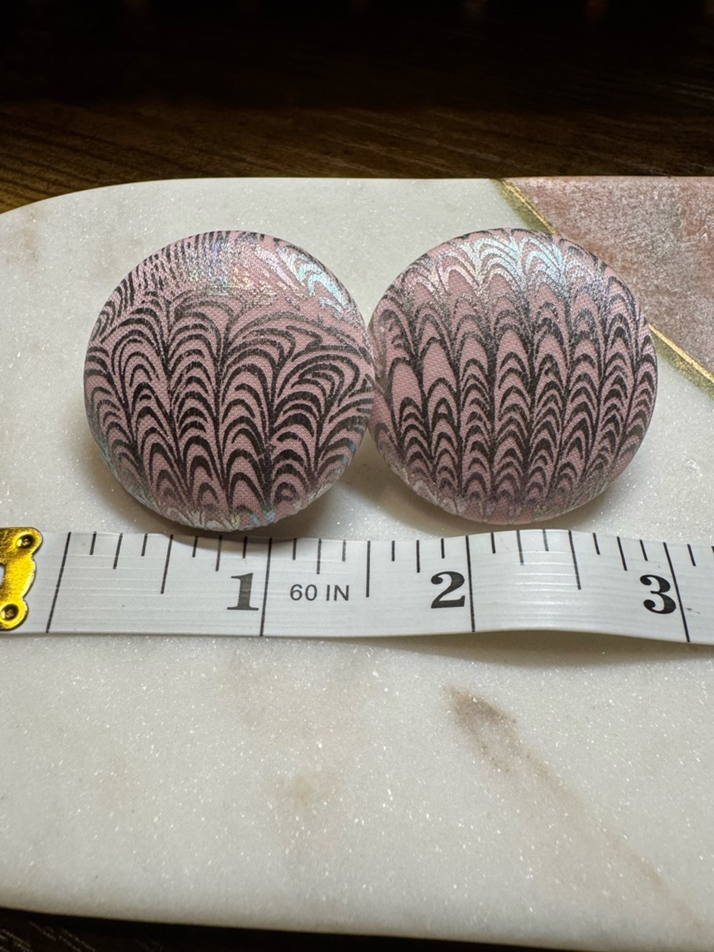 Vintage Pink & Silver Marbled Button Earrings – Retro Statement Studs - Picture 5 of 6